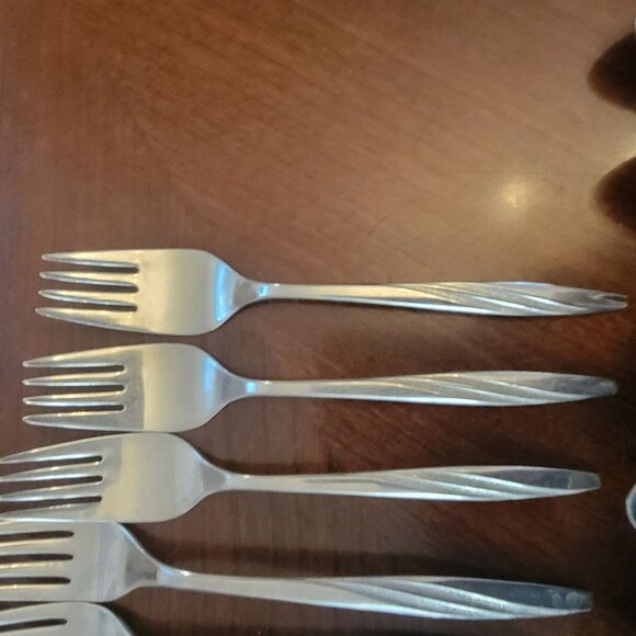 Oneidacraft Surf Maid stainless Vintage 21-Piece Stainless Steel Flatware Set - - Picture 5 of 11